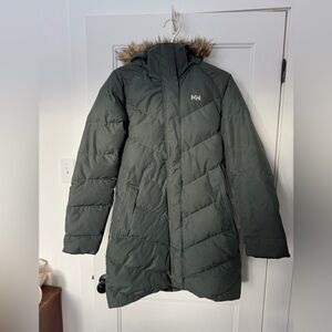 Helly Hansen Women's Dark Green Puffer Jacket